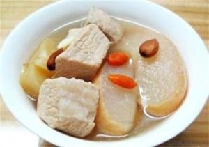 雪梨南杏里脊汤