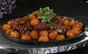 酱焖牛肉小土豆