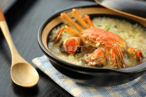 什么东西在生前到生后，能够“脱身白刃里”？